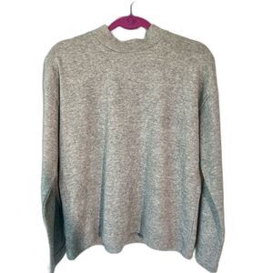 Vintage Soft Knit Warm Gray Sweater with Cute Boxy Fit